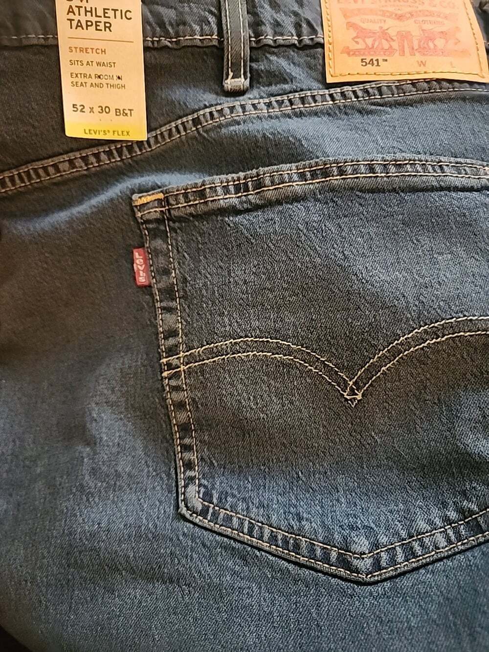 Levi's 541 Athletic Taper Jeans Stretch Big & Tall 52X30 New NWT L100 Comfort